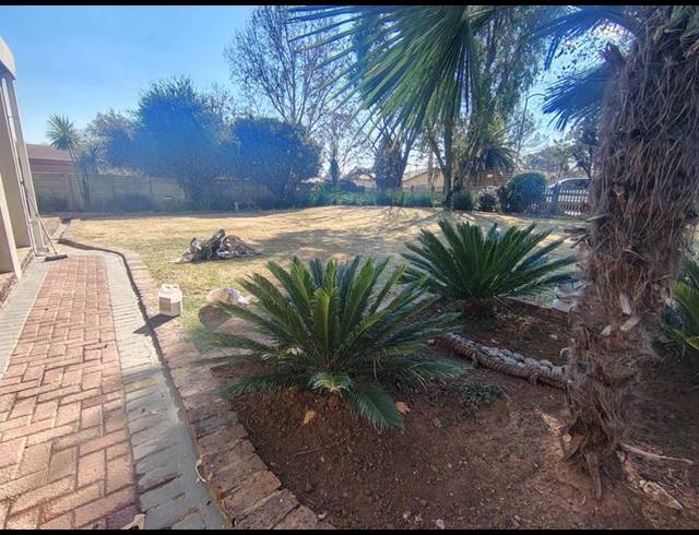 5 BEDROOM HOUSE FOR SALE IN SASOLBURG EXT 11